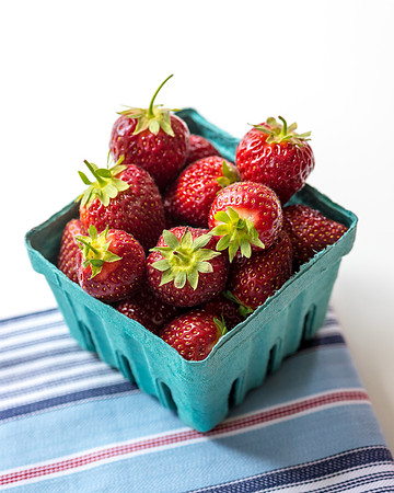 strawberries_DSC9562